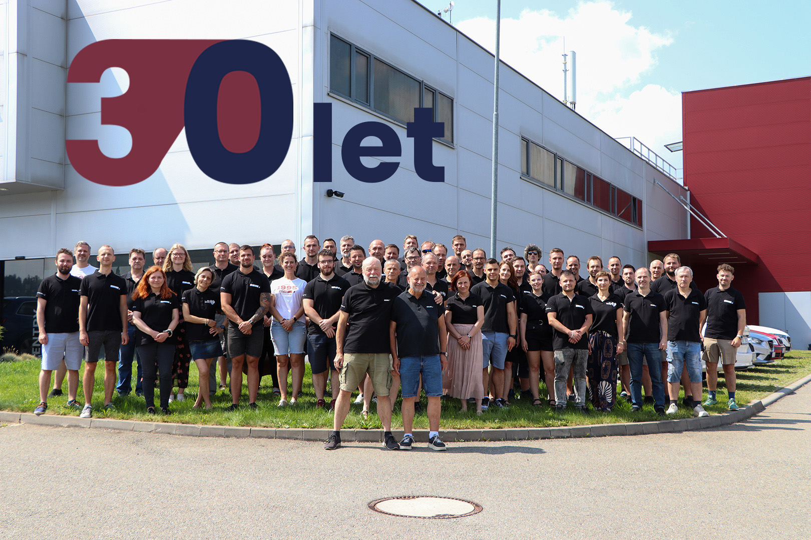 MCAE Employees2 kopie 30 rokov mcae